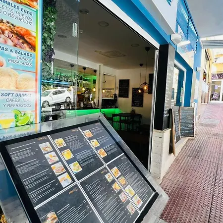 Πανσιόν Bajondillo Cozy (adults Only)
