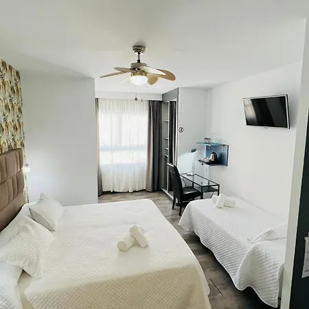 Πανσιόν Bajondillo Cozy (adults Only) Τορρεμολίνος