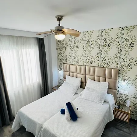 Bajondillo Cozy (adults Only) 3* 토레몰리노스