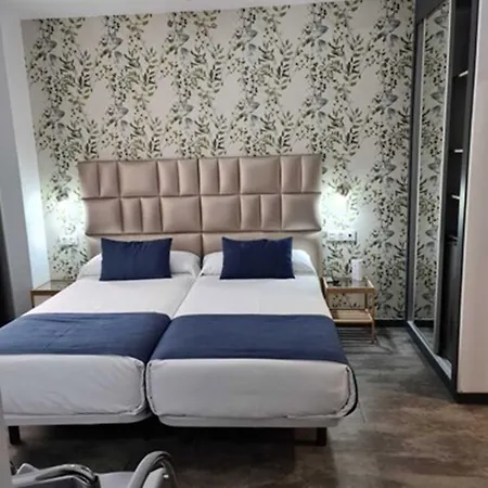 Pensionat Bajondillo Cozy (adults Only)